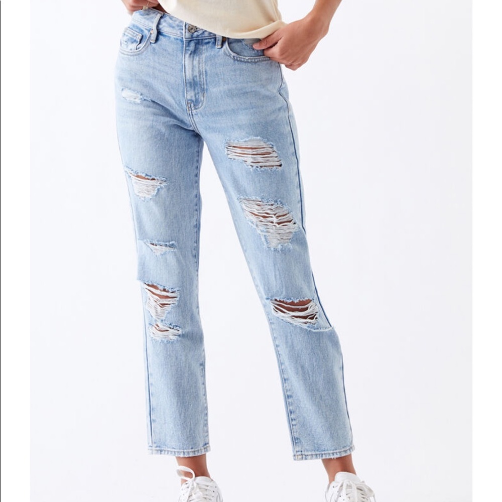 Light PacSun mom jeans size 22